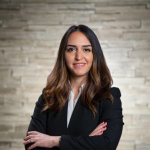 Bio headshot of Leyli Khosroshahi.
