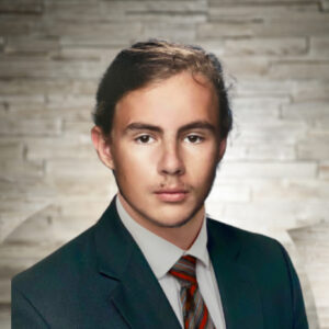 Bio headshot of Thomas Scott.