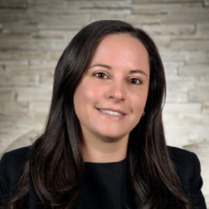 Bio headshot of Taylor Lucas.